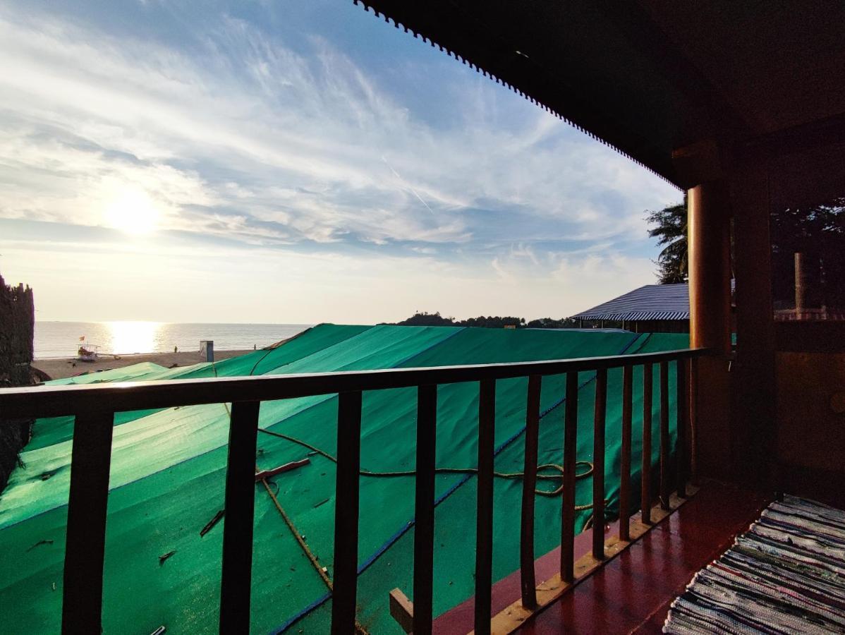 Casa Fiesta Sea Front Beach Huts Patnem Beach Exteriér fotografie