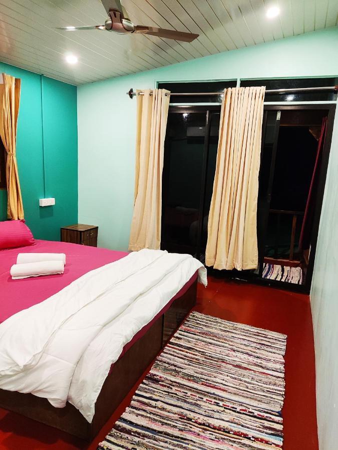 Casa Fiesta Sea Front Beach Huts Patnem Beach Exteriér fotografie