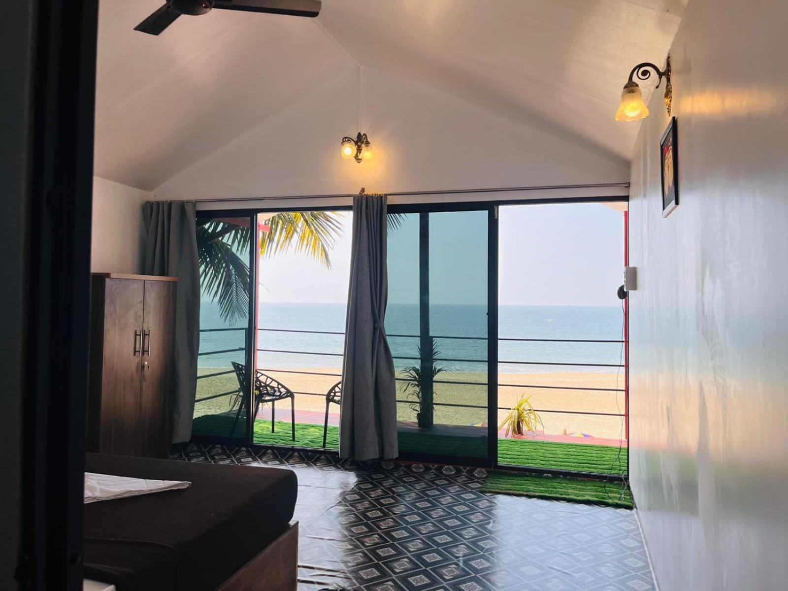 Casa Fiesta Sea Front Beach Huts Patnem Beach Exteriér fotografie